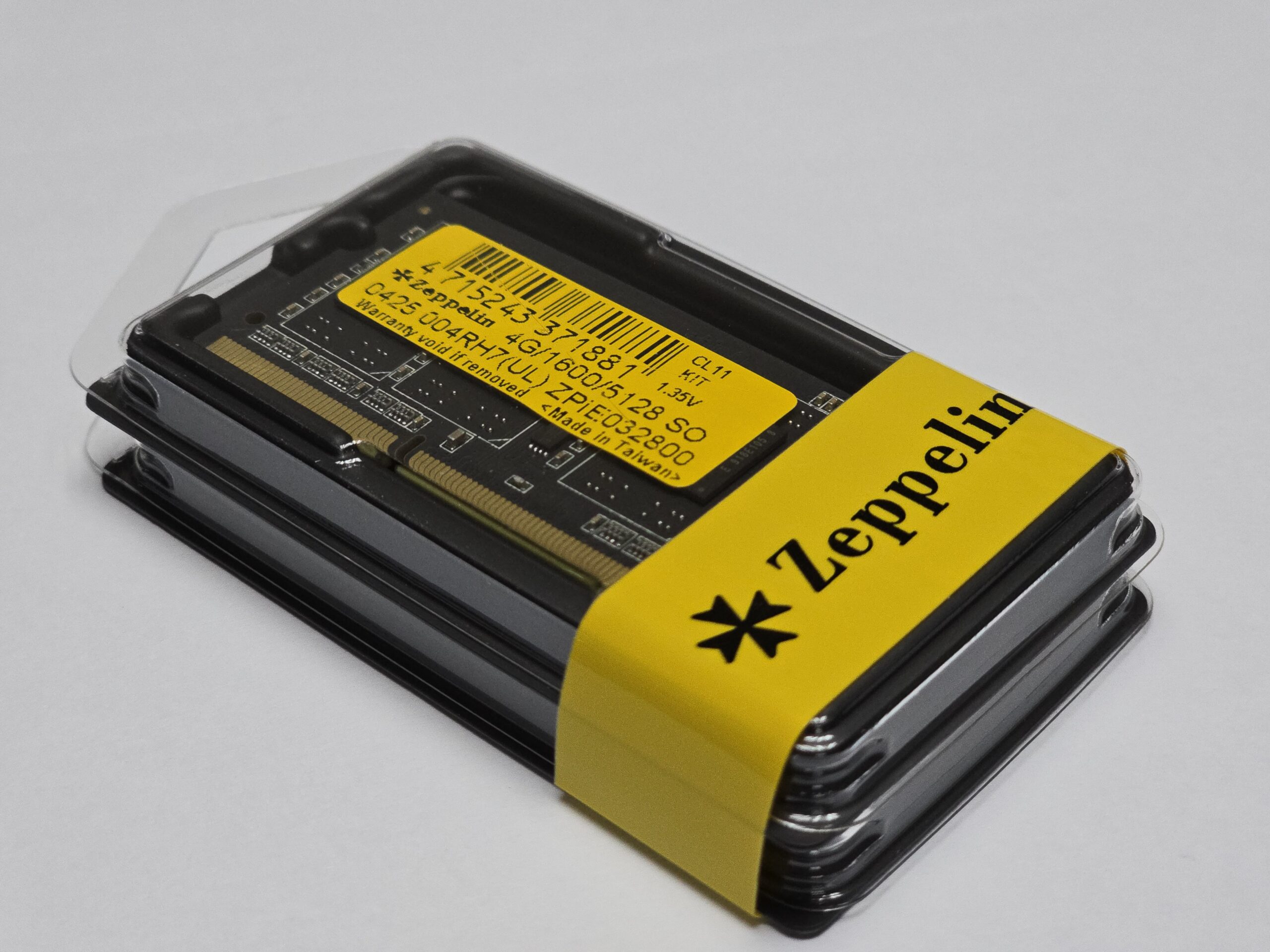 MEMORIE SODIMM Zeppelin DDR3 8GB frecventa 1600 MHz, (kit 2 x 4GB), low voltage, retail "ZE-SD3-8G1600V1.35-KIT"