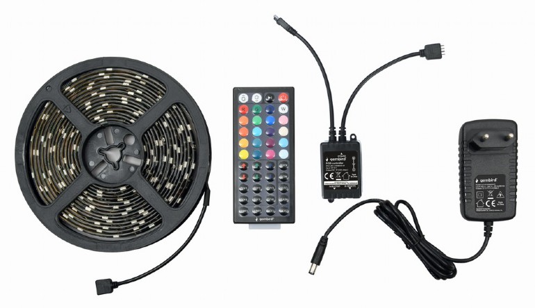 BANDA LED GEMBIRD, RGB diferite culori, 280lm, 17W, 150 x LED, banda 5m, telecomanda, rezistenta la stropi IP65, cablu 1.5m, "LED-S-RGB500-01" (timbru verde 0.18 lei)