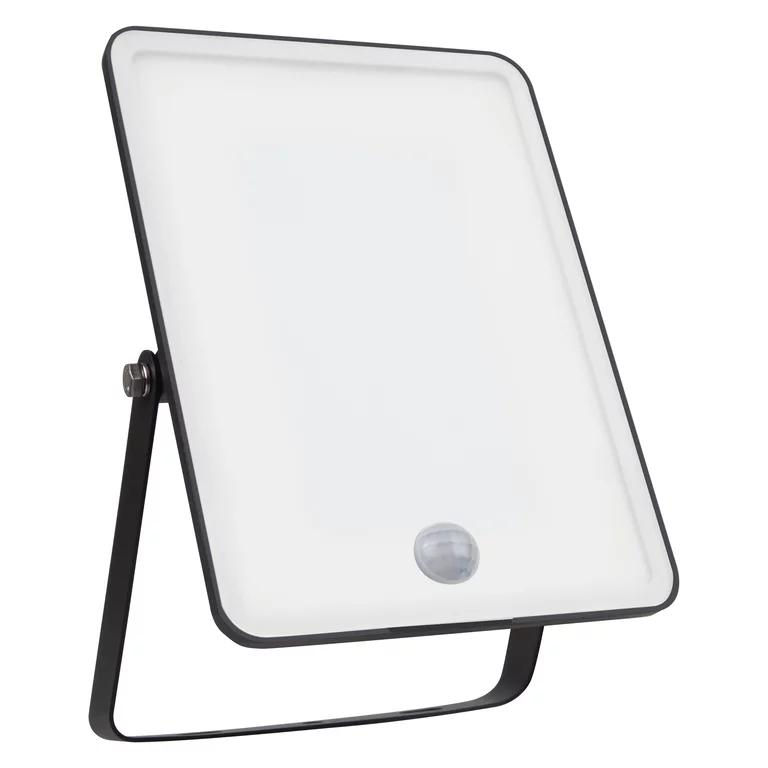 FL ESSENTIAL SENSOR 50W 840 BK LEDV "000004058075768390" (timbru verde 2.00 lei)