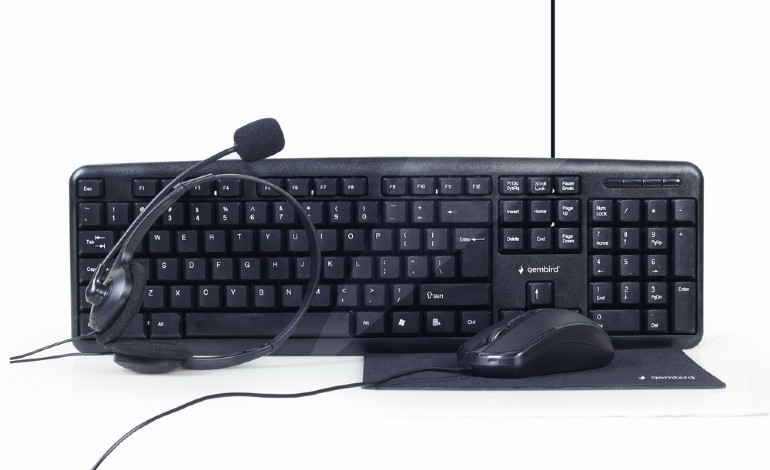 KIT wired GEMBIRD, 4-in1 desktop, tastatura 104 taste + mouse optic 1000dpi 3 butoane rotita scroll + casti cu mic + pad 220x180mm, black "KBS-UO4-01" (timbru verde 0.8 lei)