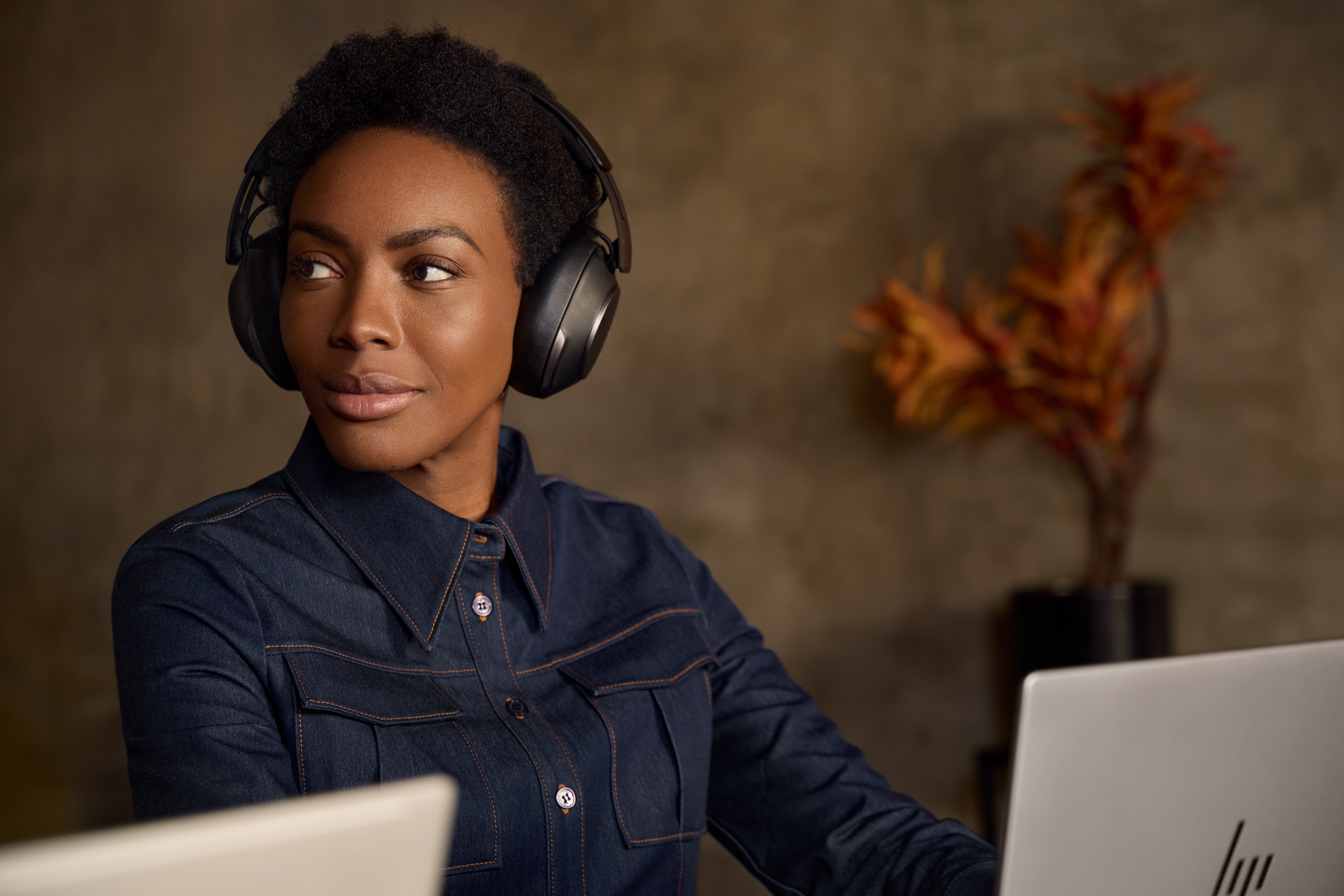 Poly VOY SR 80 USB-C HS +USB-C/A"8G7T9AA" - imagine 5