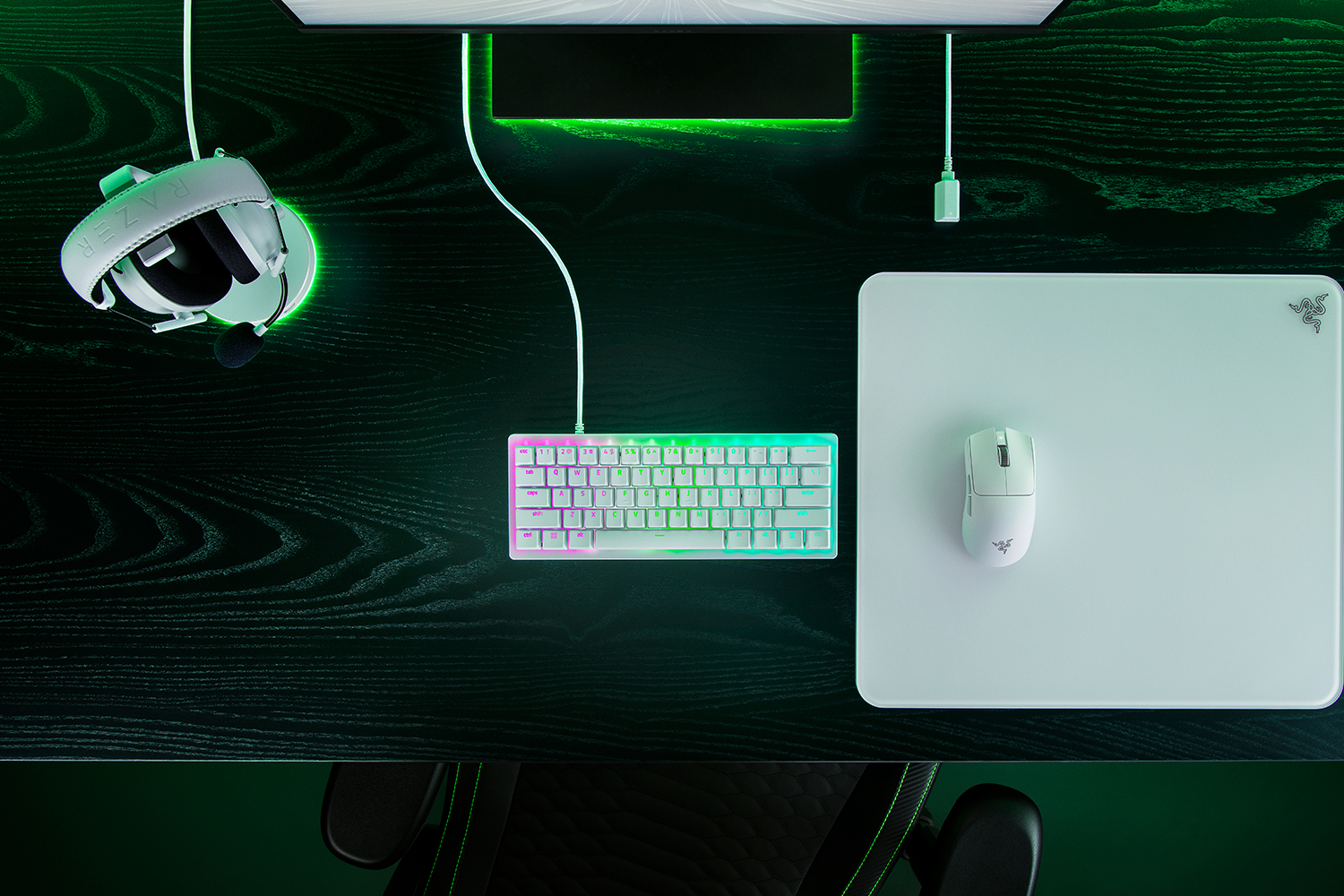 Razer Huntsman V3 Pro TKL, alb "RZ03-04981700-R3M1" (timbru verde 0.8 lei)