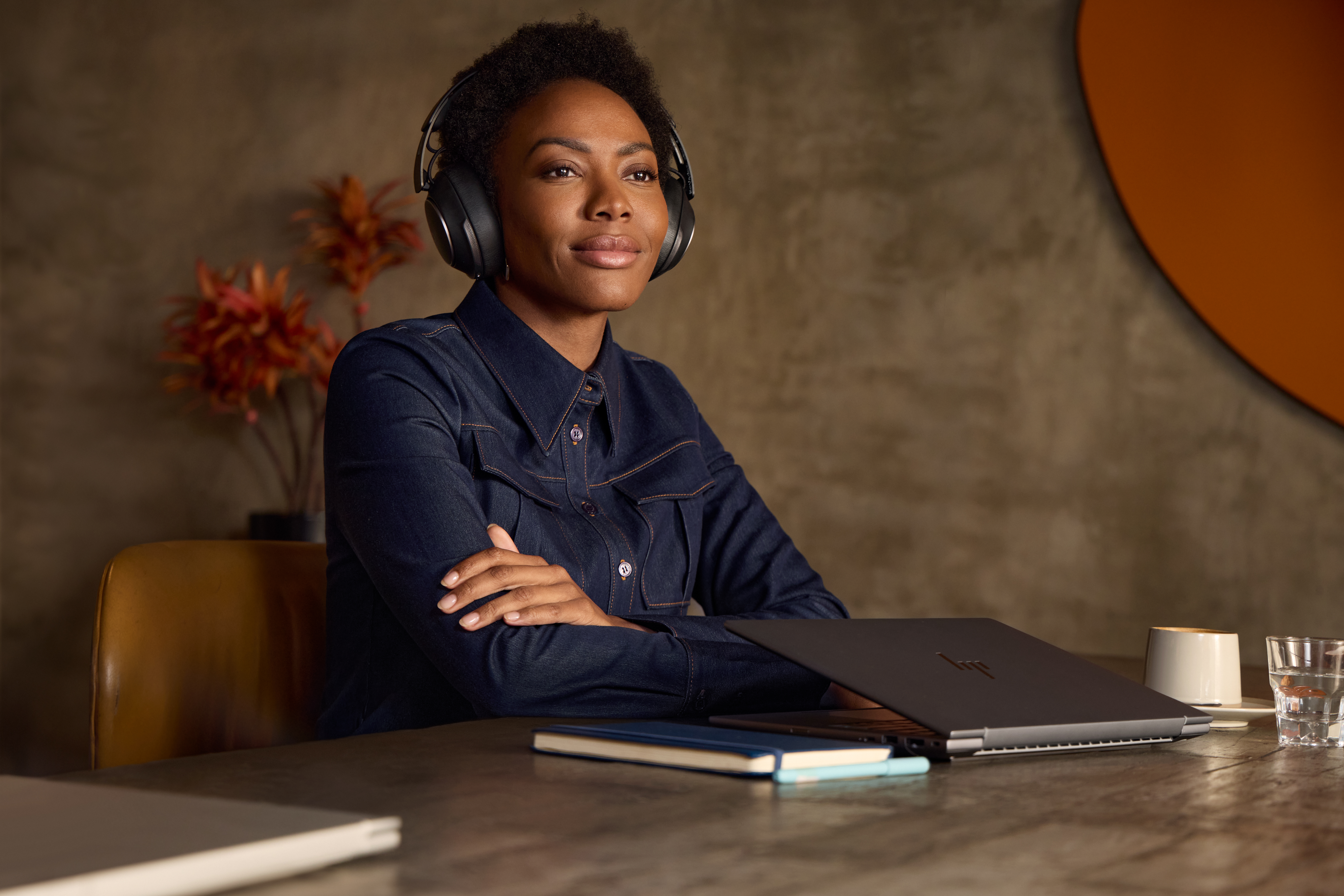 Poly VOY SR 80 USB-C HS +USB-C/A"8G7T9AA" - imagine 3