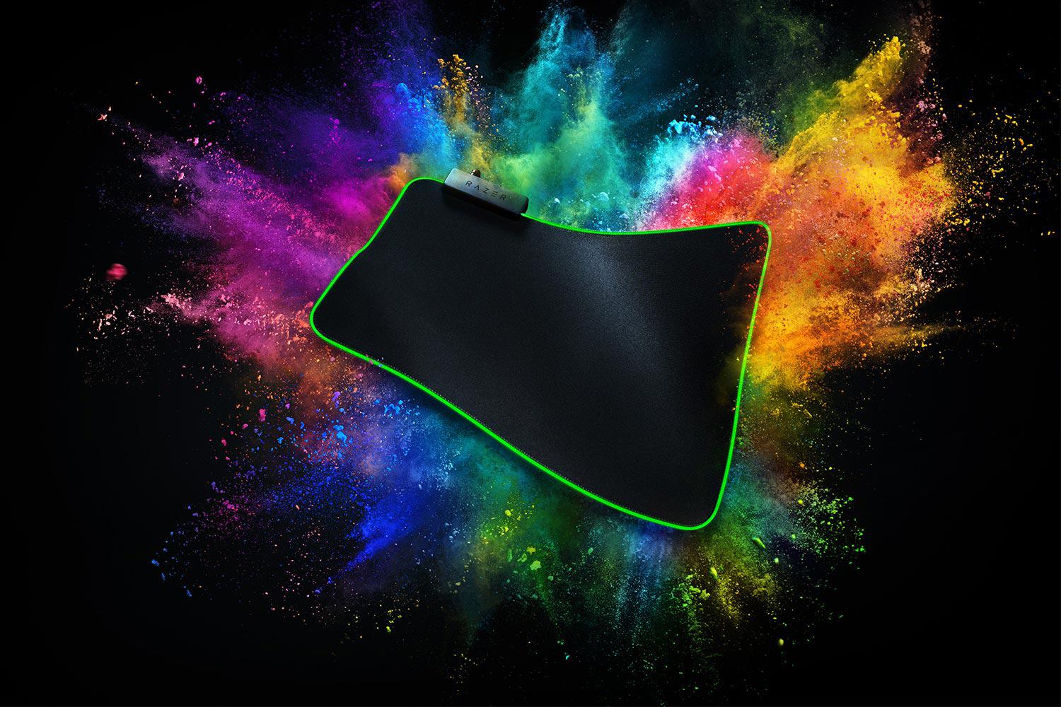 Mouse PAD RAZER, "Goliathus Chroma", gaming, cauciuc si material textil, 355 x 255 x 3 mm, negru , iluminat RGB, "RZ02-02500100-R3M1"