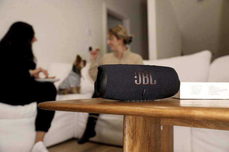 JBL Boxa portabila Charge 5 White"JBLCHARGE5WH" - imagine 10