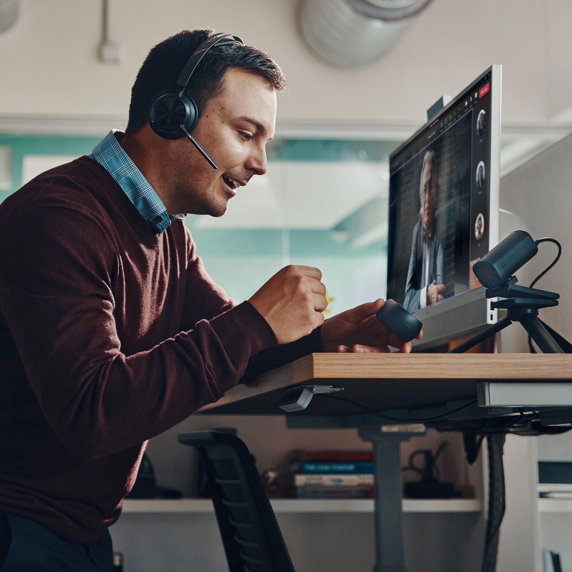 Poly VF2 -M USB-C-C HS +USB-C/A"9T9J4AA" - imagine 3
