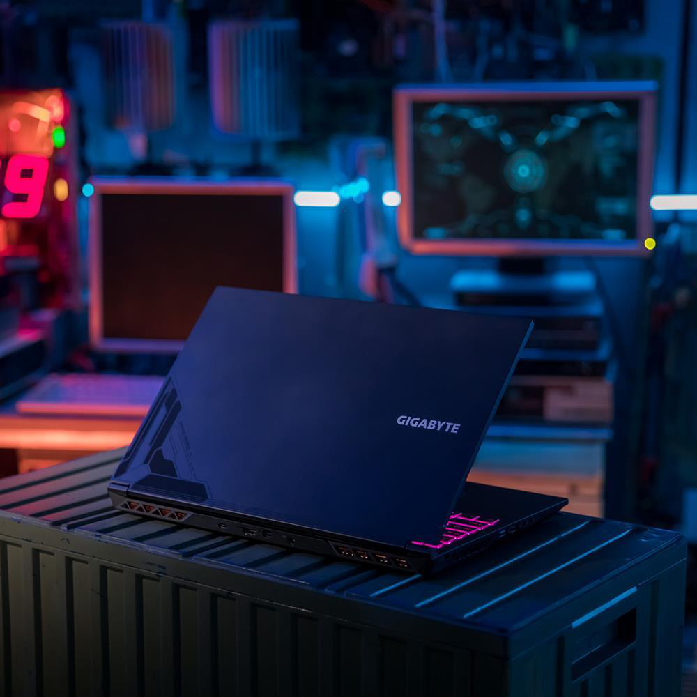 GB G5KF 15.6" I7 16GB RTX4060 1TB FREE D"G5 KF5-H3EE354KD"