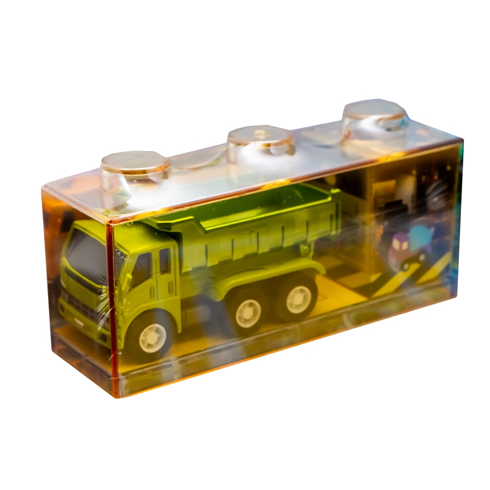 Masinuta din metal, in cutie din plastic - imagine 3
